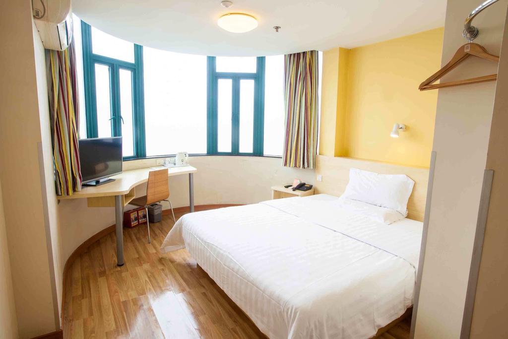 7Days Inn Shanghai Songjiang District Camera foto
